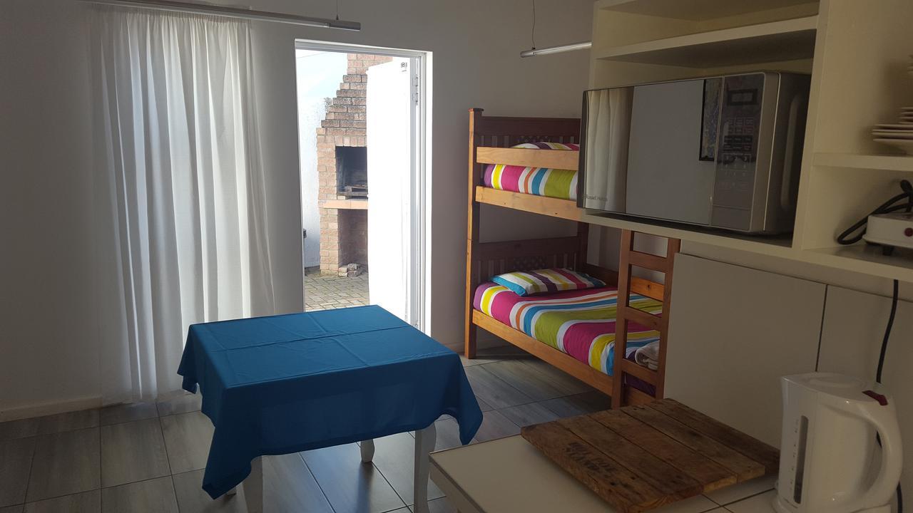 Blu Bed & Breakfast Port Elizabeth Bagian luar foto